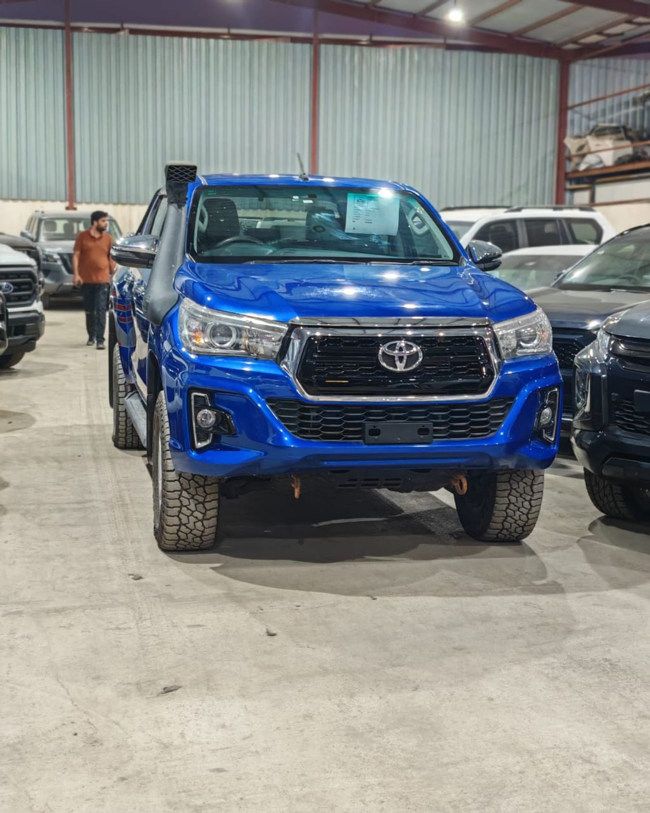 Toyota Hilux S GLX 2.8L 4WD M/T