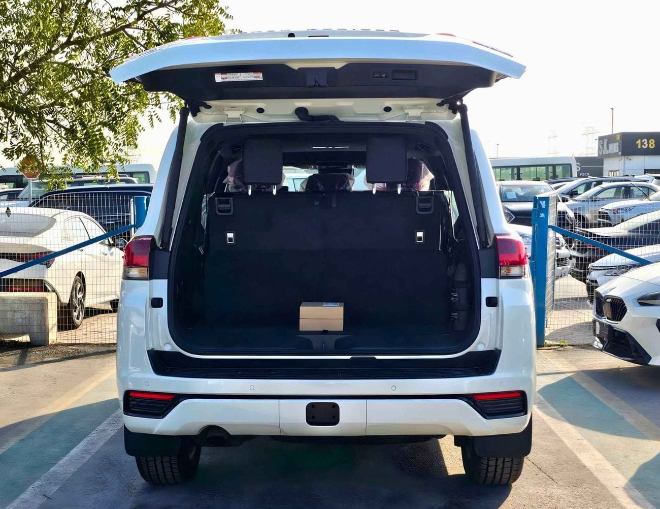 تويوتا لاند كروزر GXR TWIN TURBO / 3.5L V6 PETROL / RADAR / 12.3" DVD WITH JBL SPEAKERS / FRONT PWR SEATS / SUNROOF (C