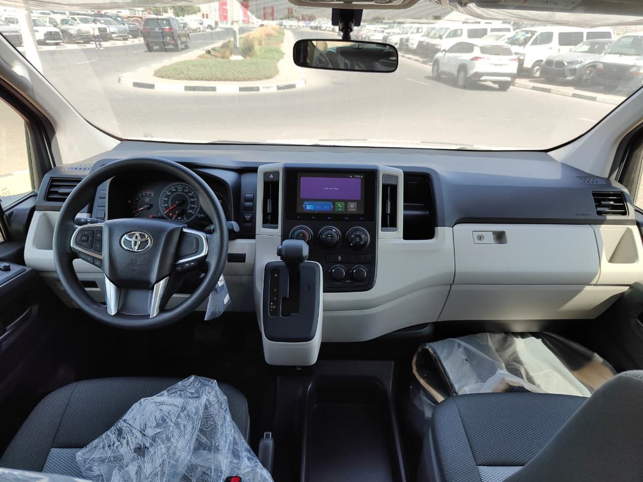 Toyota Hiace 2026 Toyota Hiace DX 13-Seater 3.5L V6 Petrol Automatic Transmission RWD Only For Export