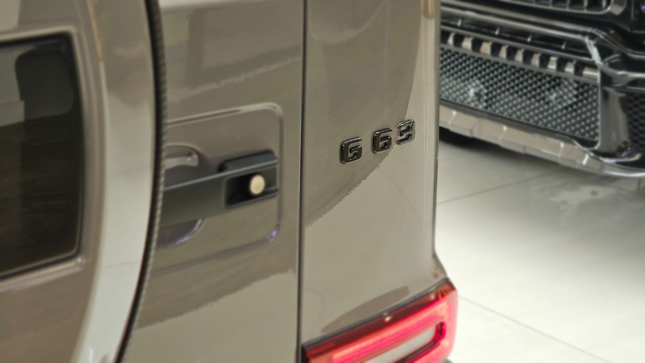 مرسيدس بنز G 63 AMG STD 2026 G63 AMG NARDO GREY DOUBLE NIGHT PACKAGE