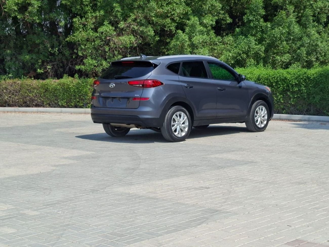 Hyundai Tucson GL MID