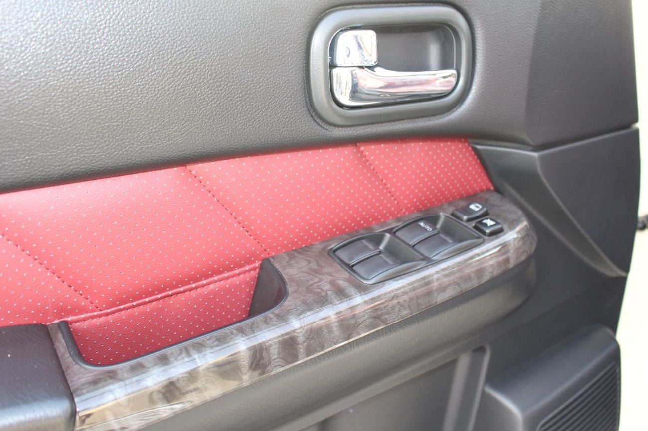 Nissan Patrol Super Safari Manual Gear |Brand New | Under Official Dealer Warranty | Full Option