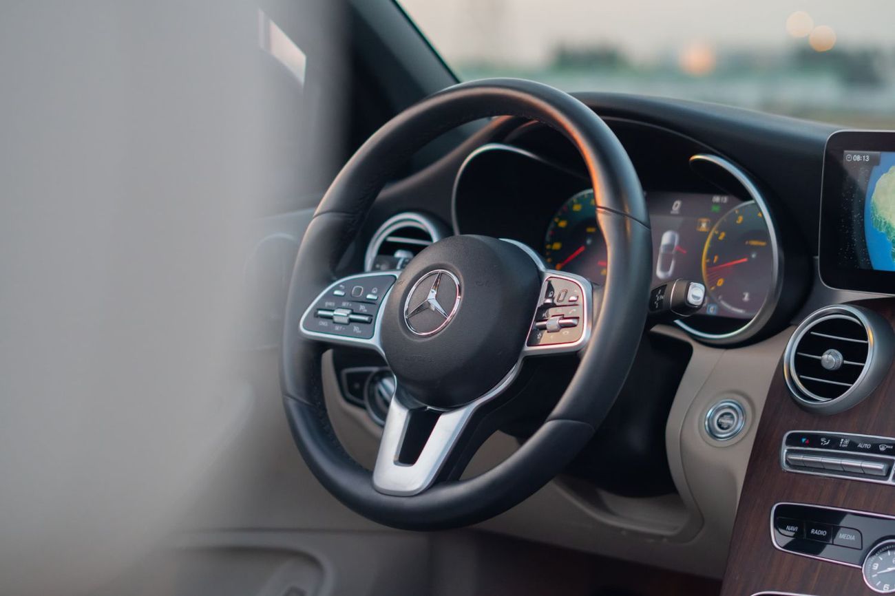 Mercedes-Benz C 300 Coupe SPORT 2.0L COUPE