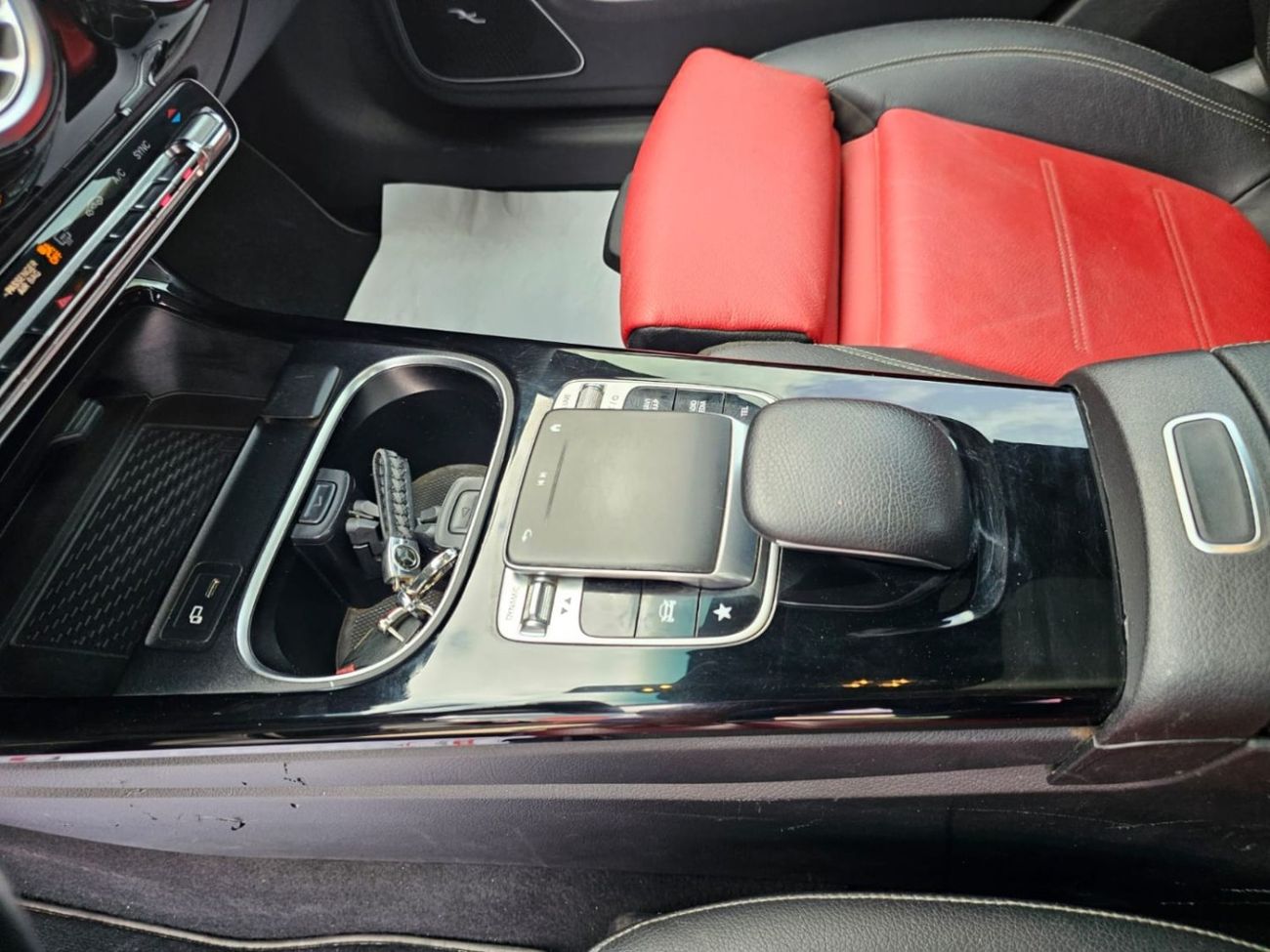 Mercedes-Benz CLA 250 Premium