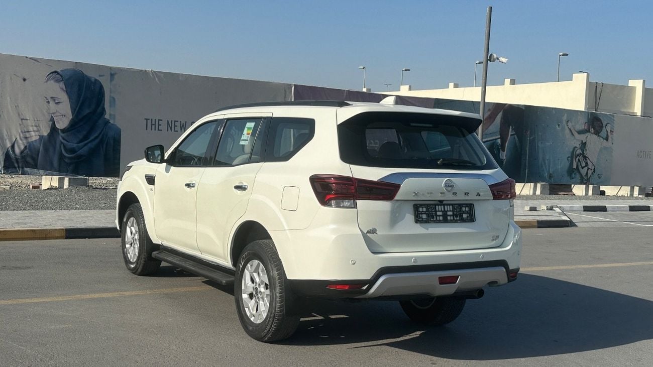 نيسان إكستيرا SE 2.5L RWD