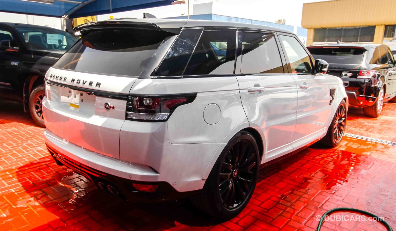 Land Rover Range Rover Sport SVR