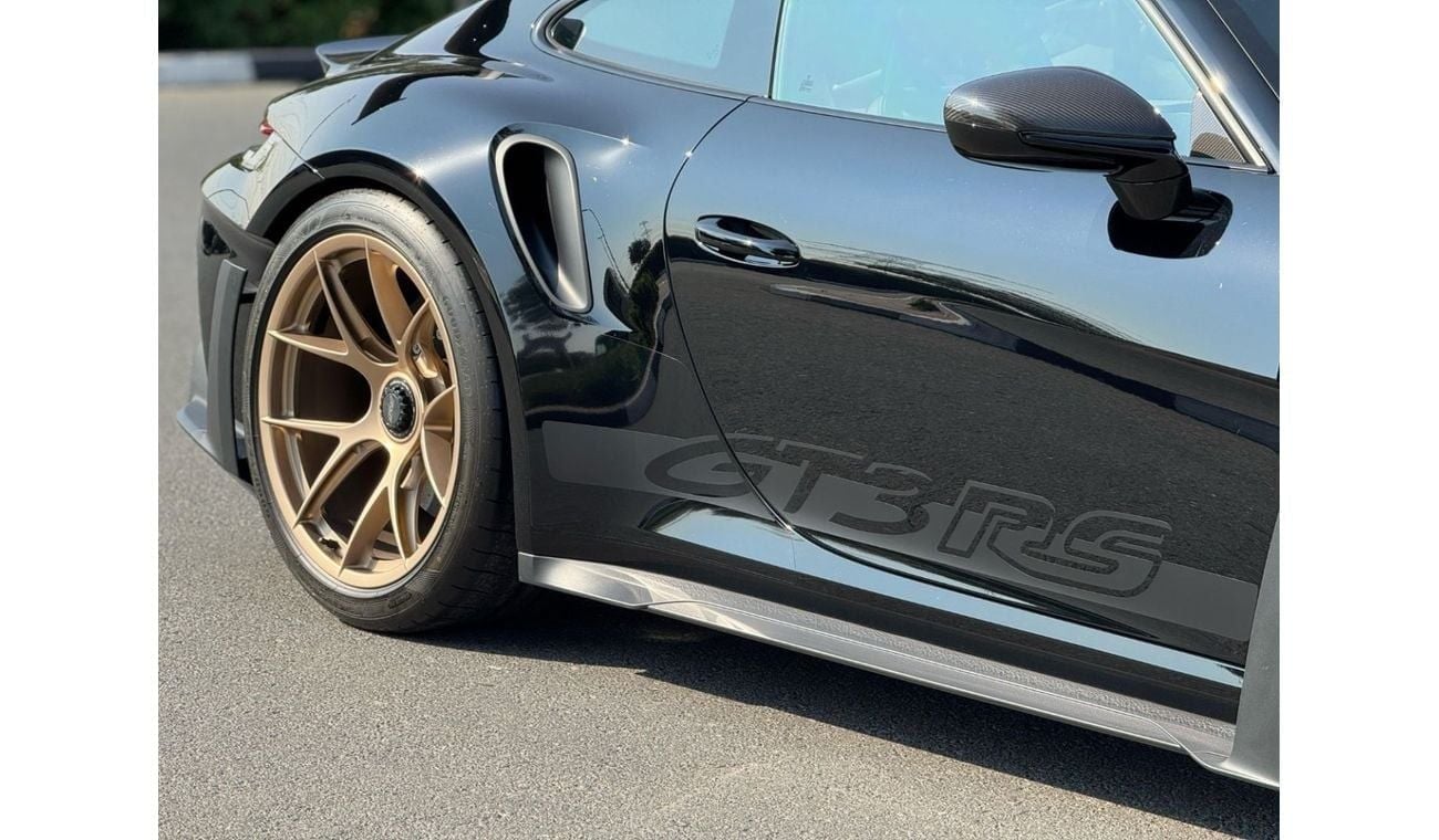 بورش 911 BRAND NEW GERMAN SPEC