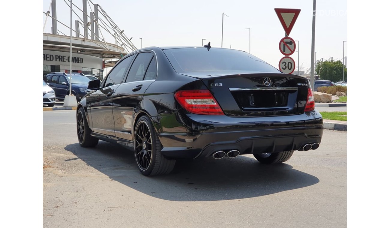 Mercedes-Benz C 300 2014 - AMERICAN SPECS - BODY KIT C 63 - FREE REGISTRATION - WARRANTY - INSURANCE