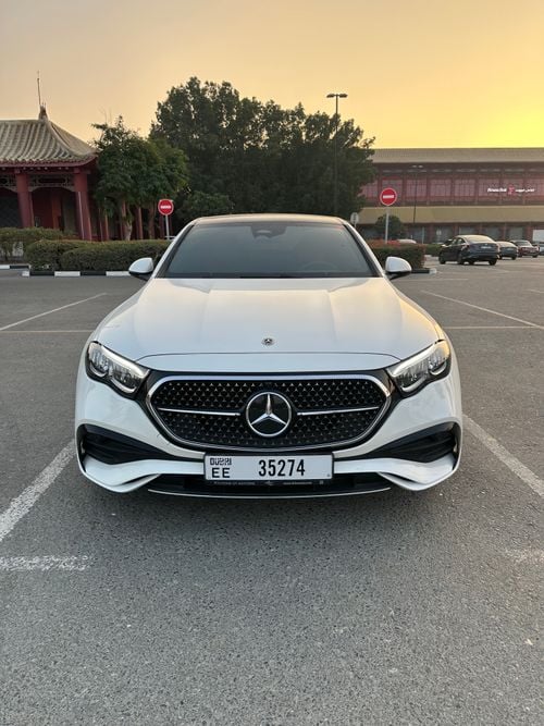 مرسيدس بنز E200