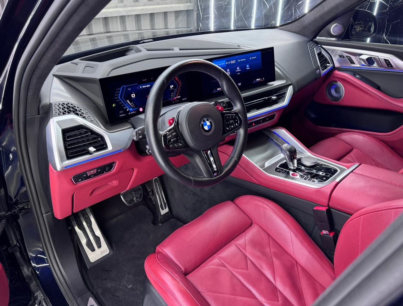 بي أم دبليو XM 4.4L, Twin Turbo V8 +Electric motor,653Hp,8-Speed Automatic ,AWD