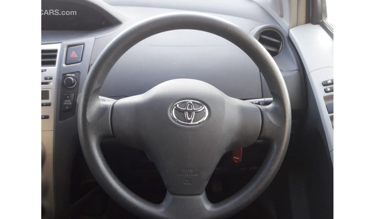 Toyota Vitz Toyota Vitz RIGHT HAND DRIVE (Stock no PM 74 )