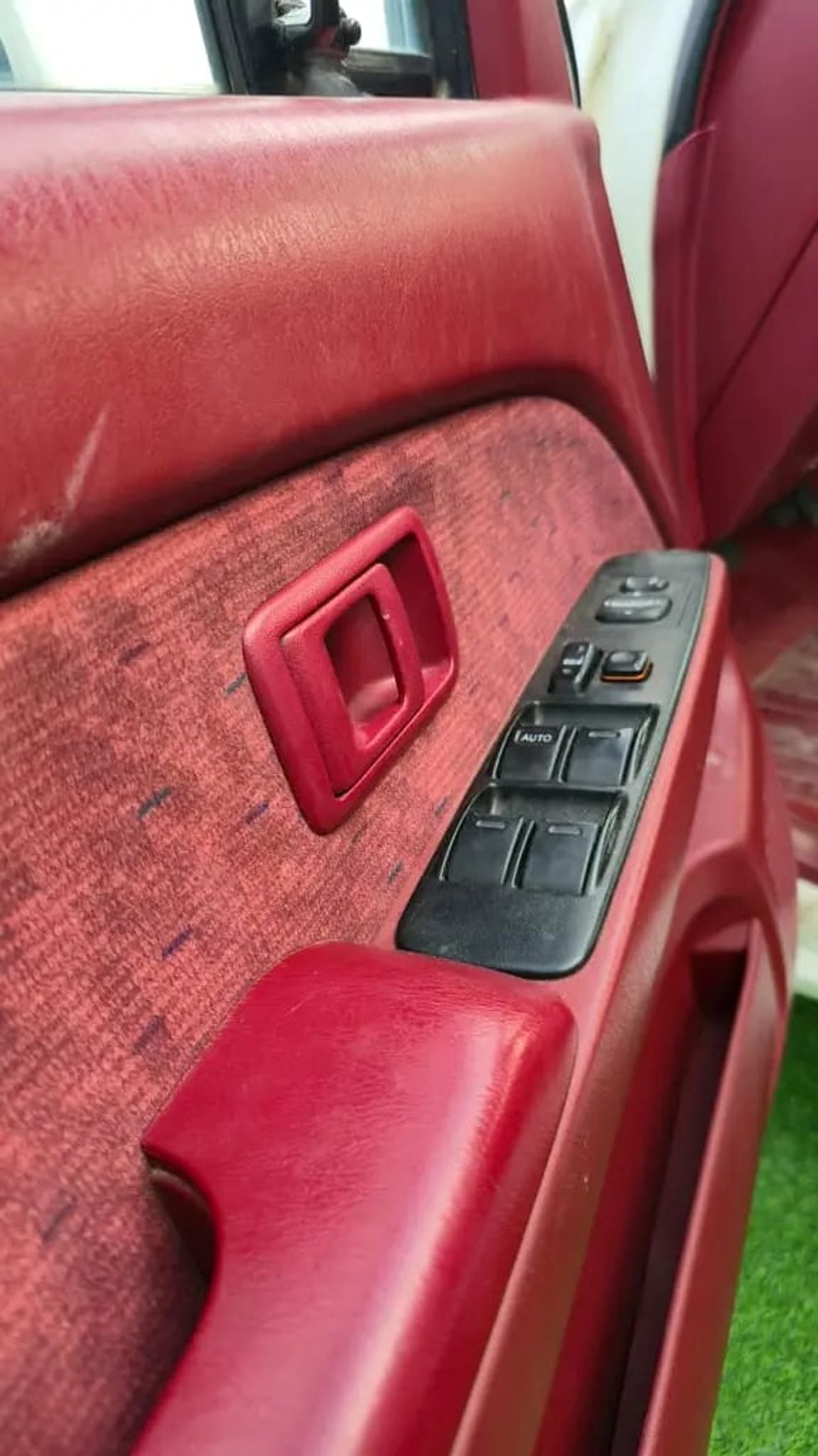 Toyota Hilux DLX Double Cab GLX - GCC Specs