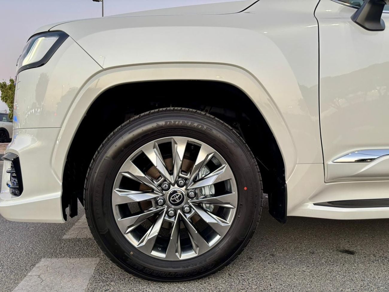 Toyota Land Cruiser VXR