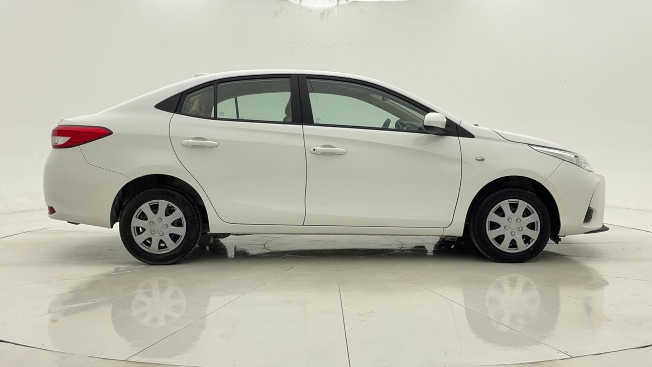 تويوتا يارس SE 1.5 | بدون دفعة مقدمة | اختبار القيادة في المنزل