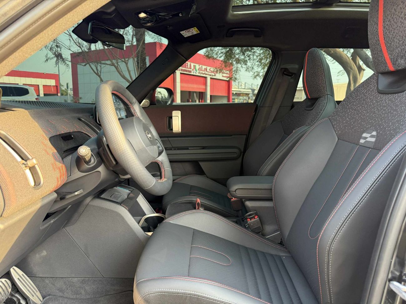 Mini Cooper Paceman GCC SPEC UNDER WARRANTY AND SERVICE