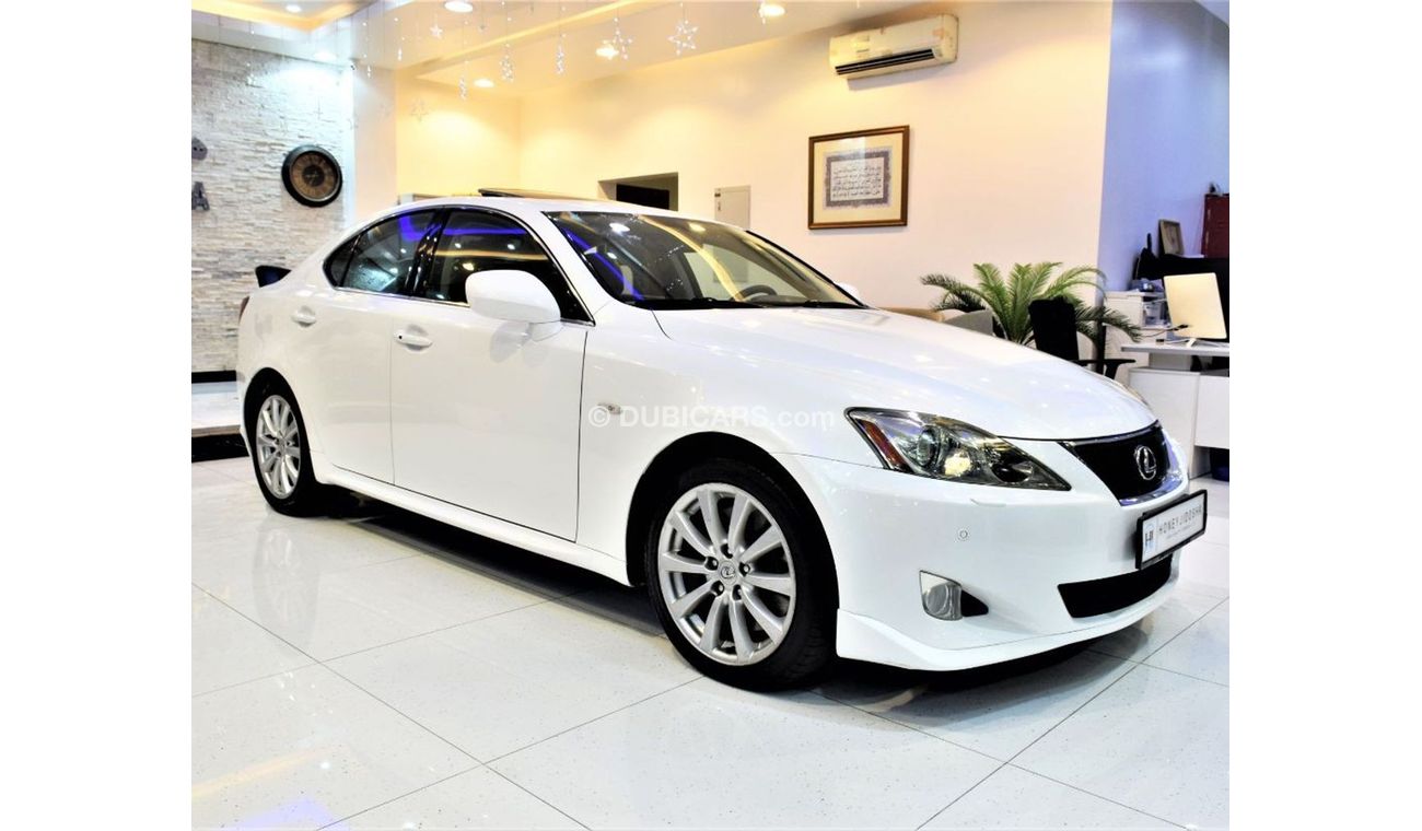 Lexus IS300 ( ONLY 87000 KM & With SERVICE HISTORY ) Amazing Lexus IS 300 2008 Model!! in White Color! GCC Specs
