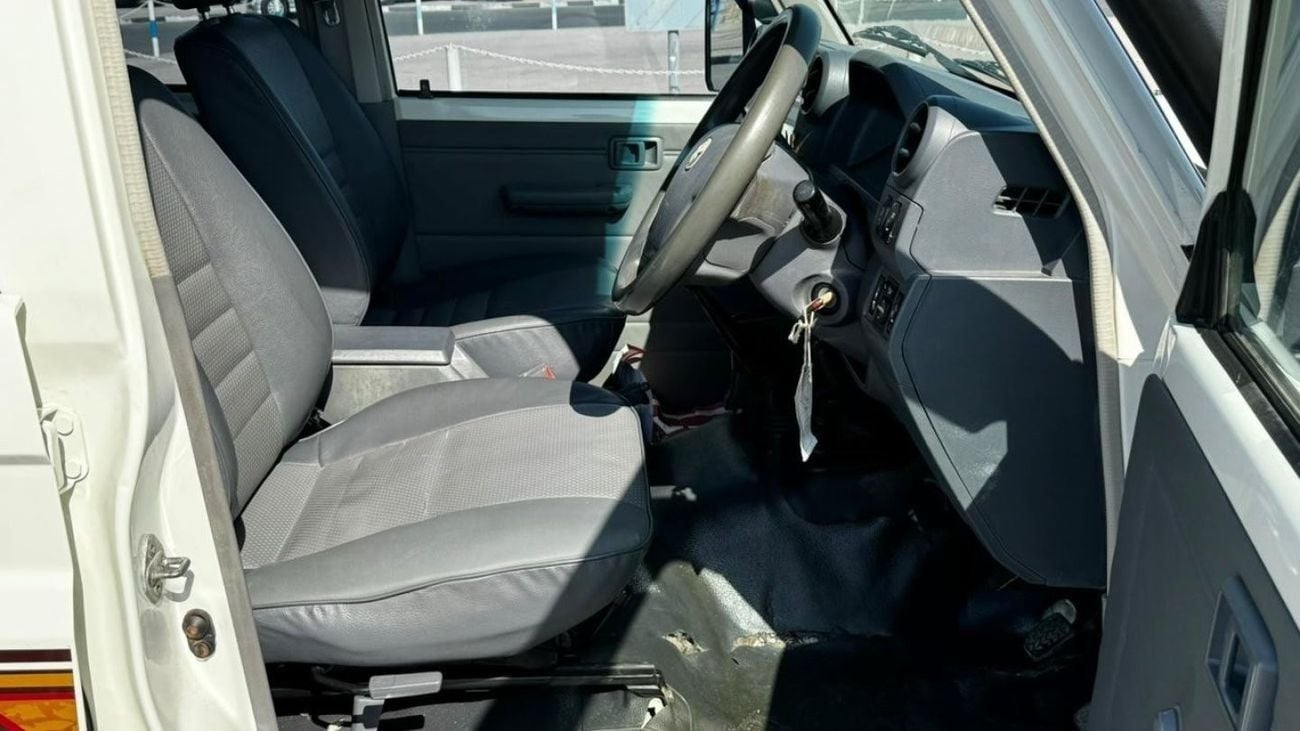 Toyota Land Cruiser 70