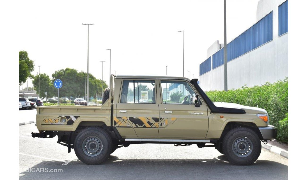 تويوتا لاند كروزر بيك آب V6 4.0L Petrol MT with Diff.Lock and Winch