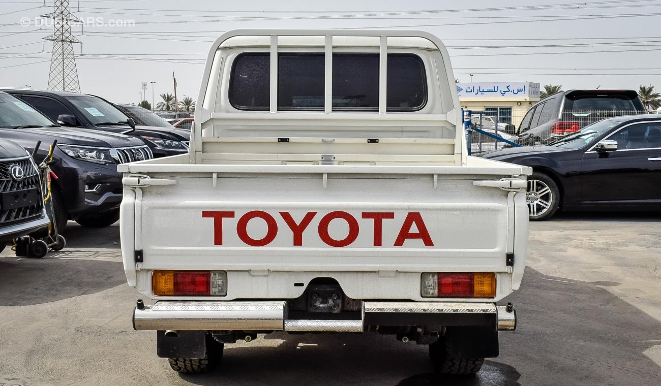 Toyota Land Cruiser Pick Up GX.L V8 4.5cc diesel manual dual cab Right hand drive for export only