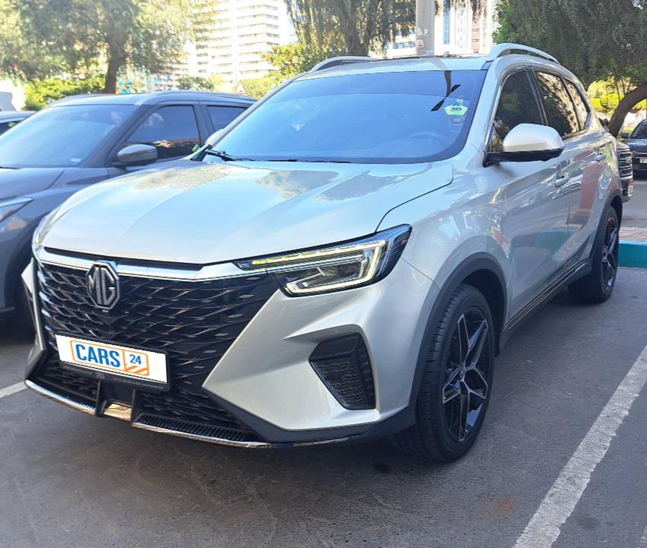 MG RX5 LUXURY 1.5 | Zero Down Payment | Home Test Drive