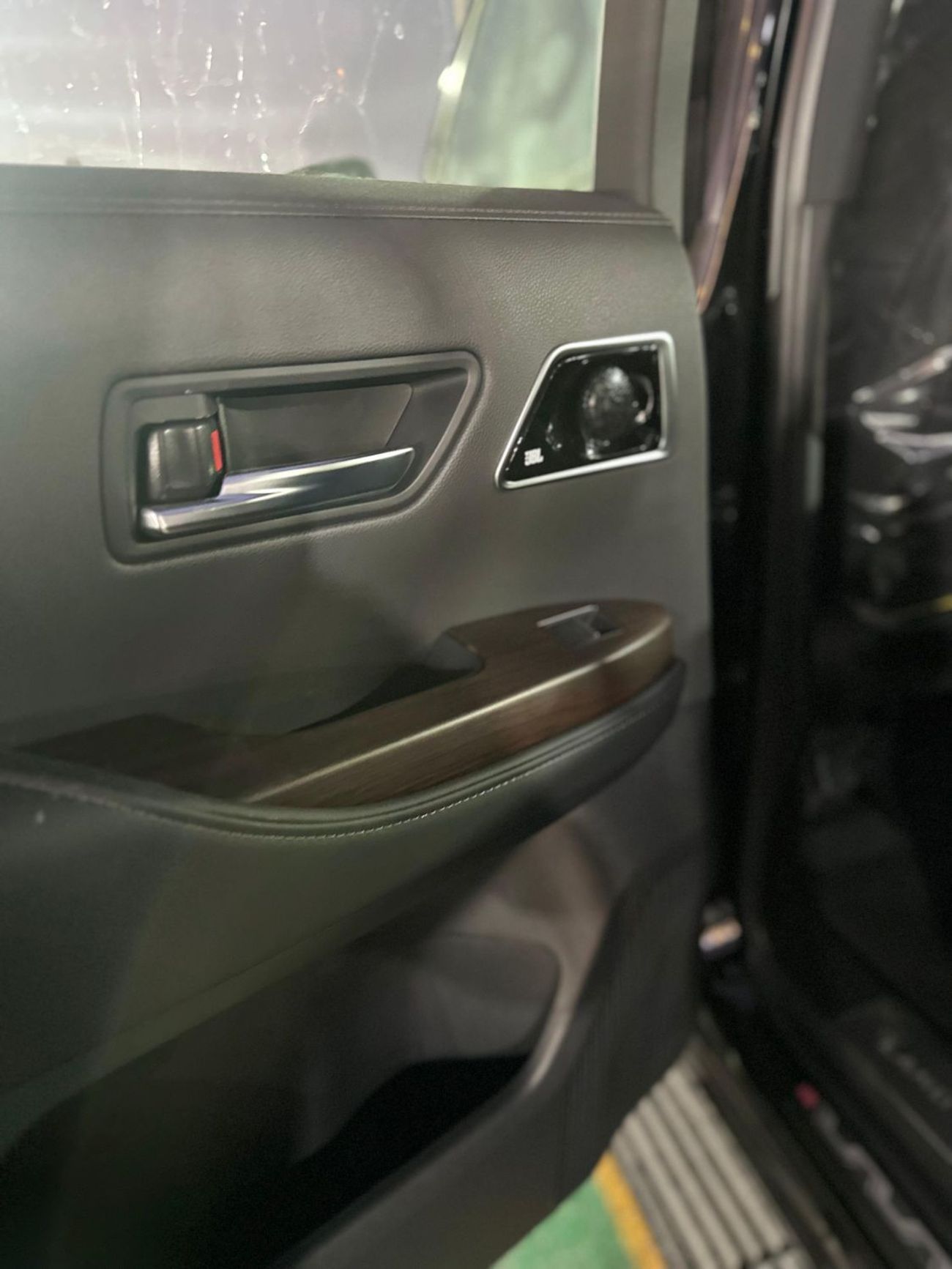 Toyota Land Cruiser 4.0L Black Edition