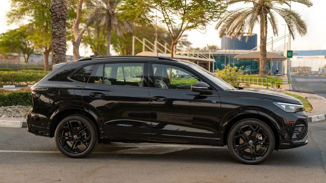 فولكس واجن تيجوان 2025 | VOLKSWAGEN TIGUAN 380 TSI 4WD R-LINE INTELLIGENT PREMIUM [ EXPORT ONLY ]