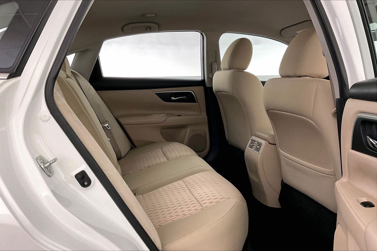 Nissan Altima SV| 1 year free warranty | Exclusive Eid offer