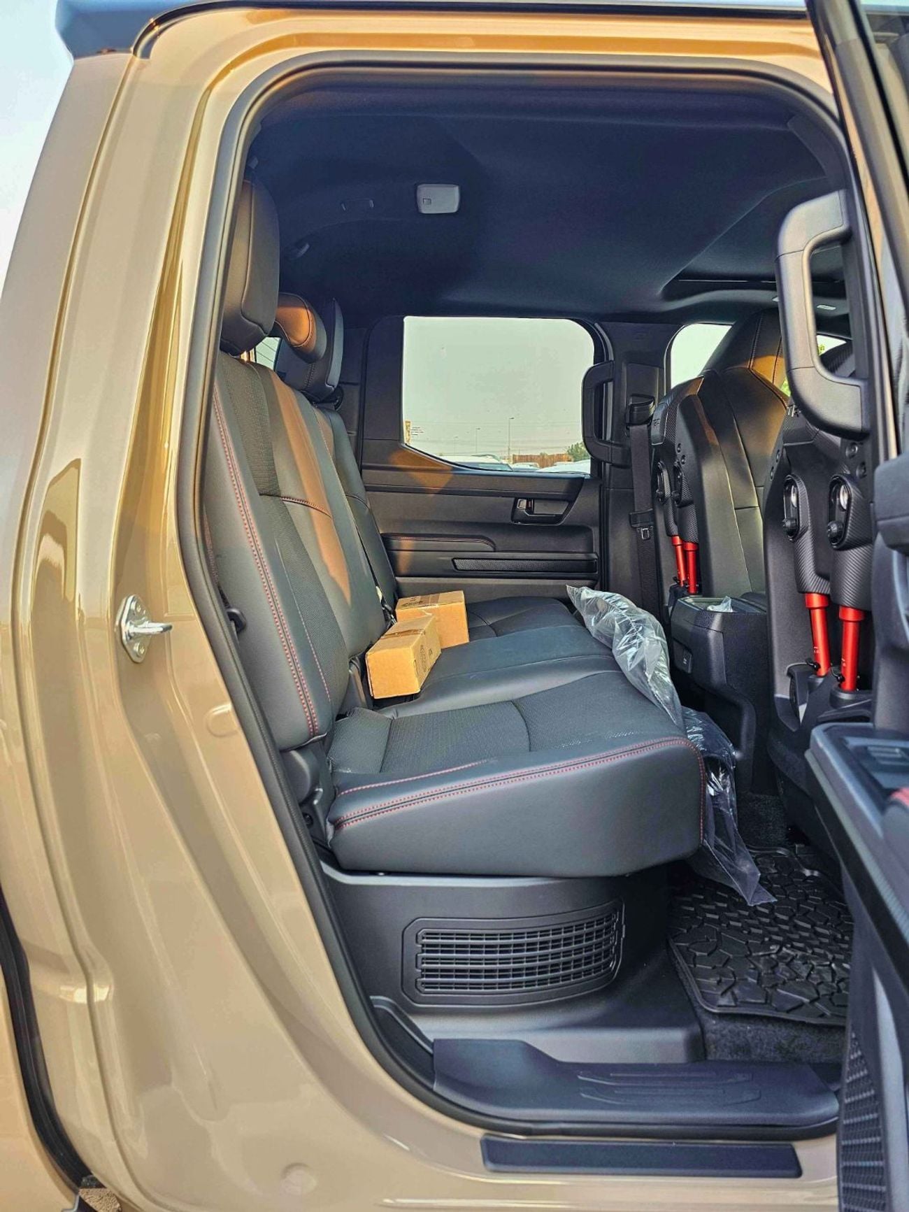 Toyota Tacoma TRD PRO HYBRID iFORCE MAX/2.4L PETROL PICKUP/SUNROOF, LEATHER, RADAR/ (CODE# TTCPHV)