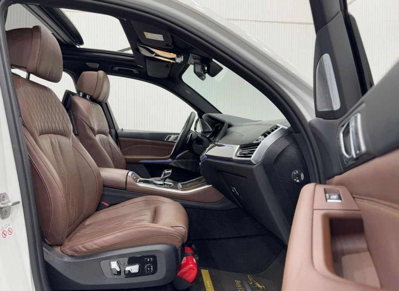 BMW X5 50i M Sport 4.4L 2020 BMW X5 M50i M-Sport, July 2025 BMW Warranty + Service Pack, Full Options, GCC