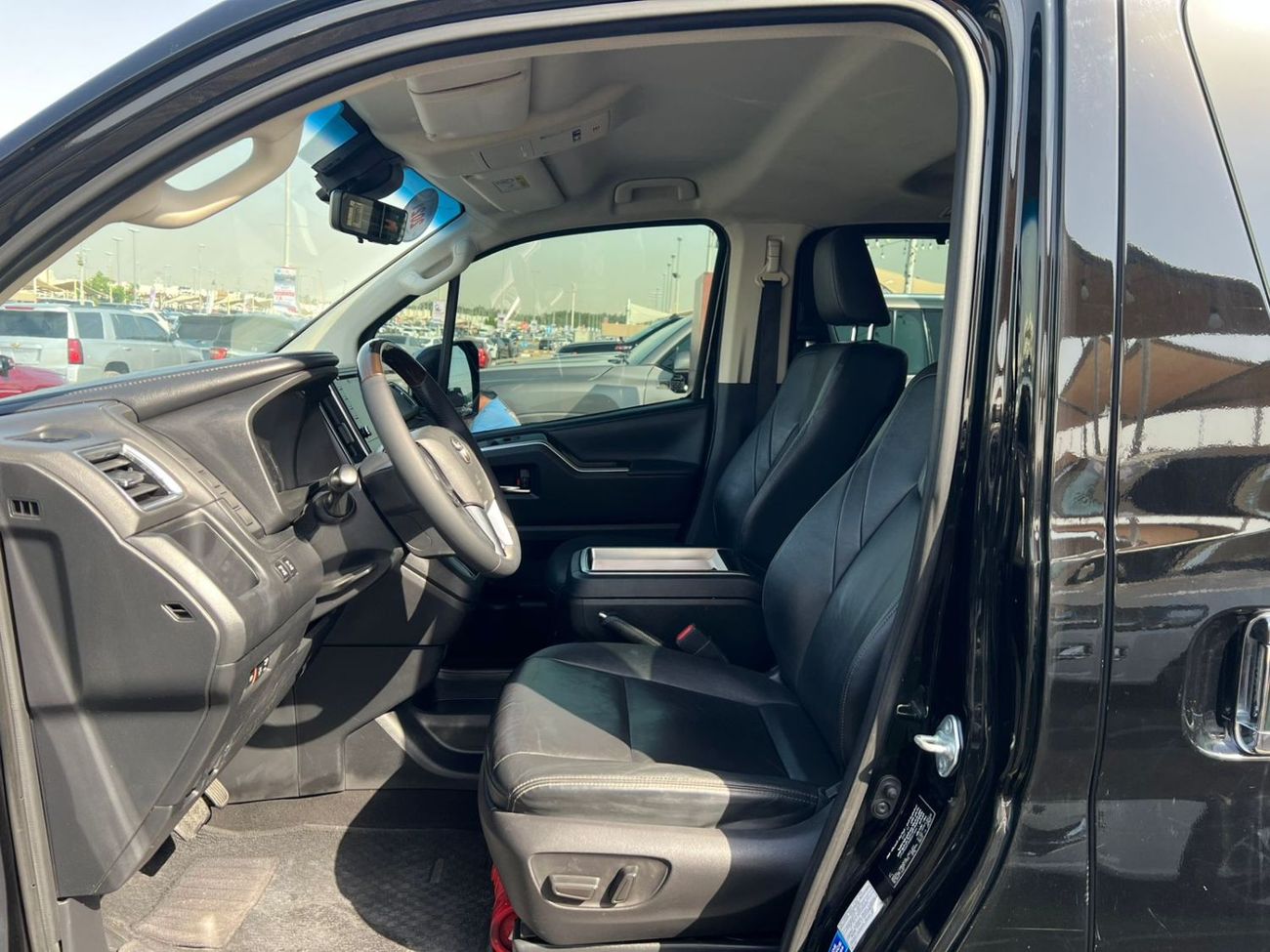 Toyota Granvia TOYOTA GRANVIA 2021 3.5L Premium/V6