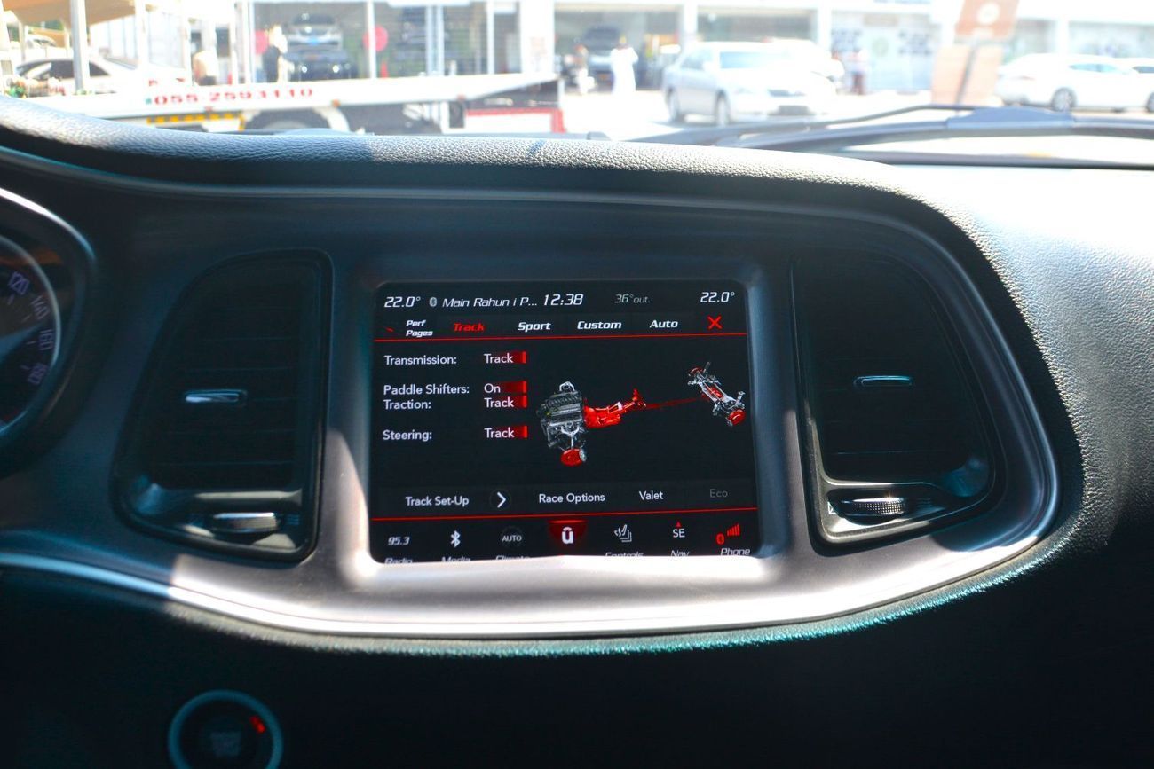 Dodge Challenger R/T Scat Pack 6.4L PURPLE BLACK MONSTER