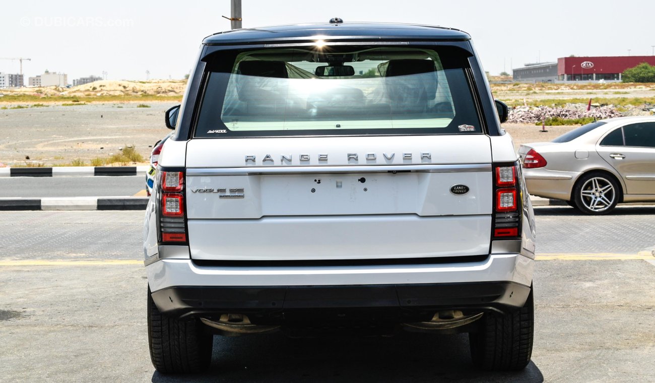 Land Rover Range Rover Vogue SE Supercharged 2015 خليجي فل أوبشن بدون حوادث