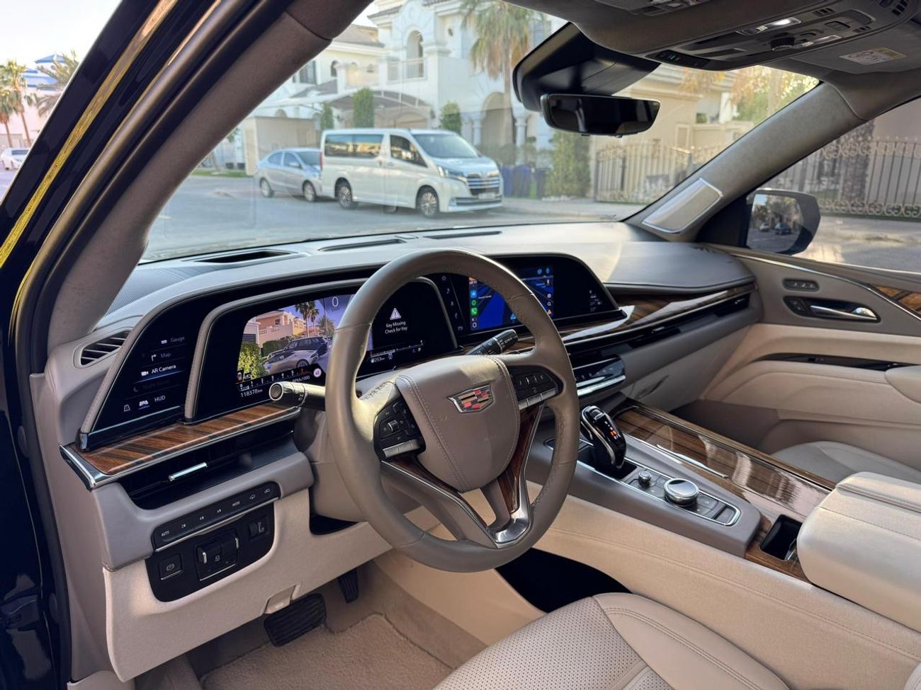 Cadillac Escalade Sport Platinum 6.2L 4WD