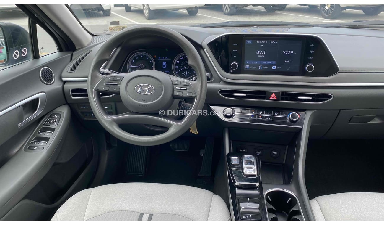 Hyundai Sonata SE With Radar