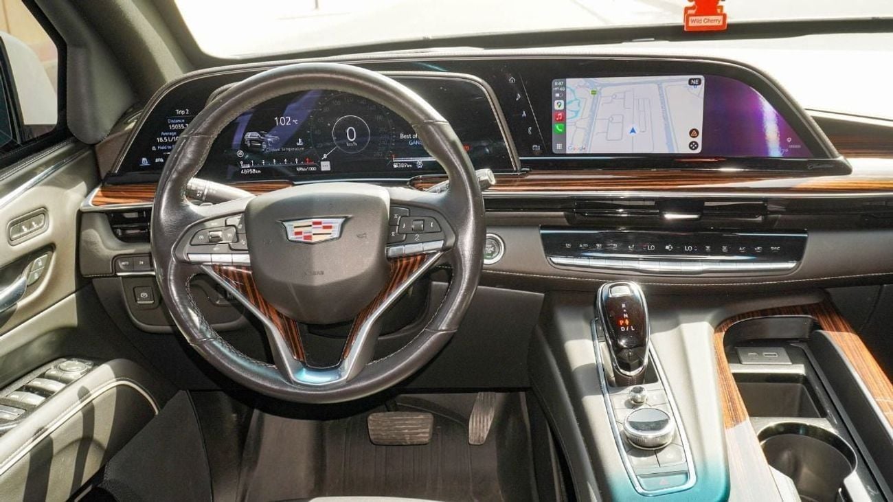 كاديلاك إسكالاد Premium Luxury 6.2L AWD
