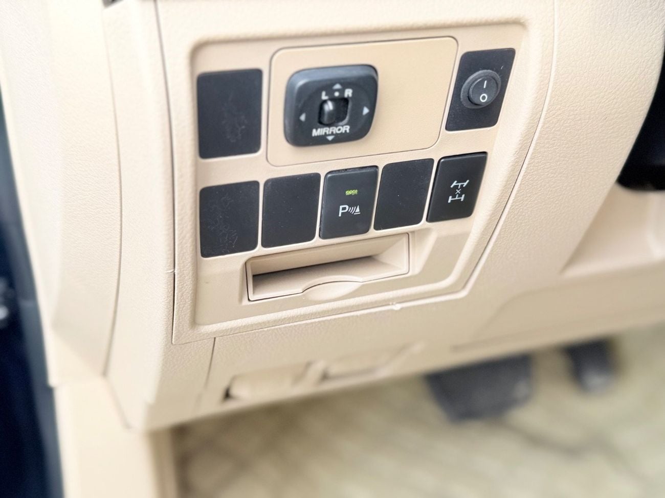 تويوتا لاند كروزر GXR+ 4.0L