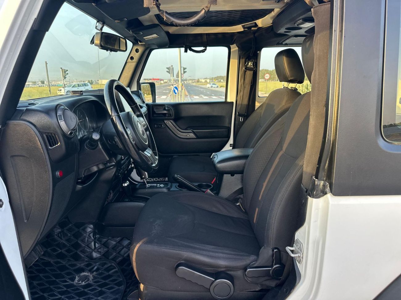 جيب رانجلر Sport Falcon 3.6L A/T (2 Door)