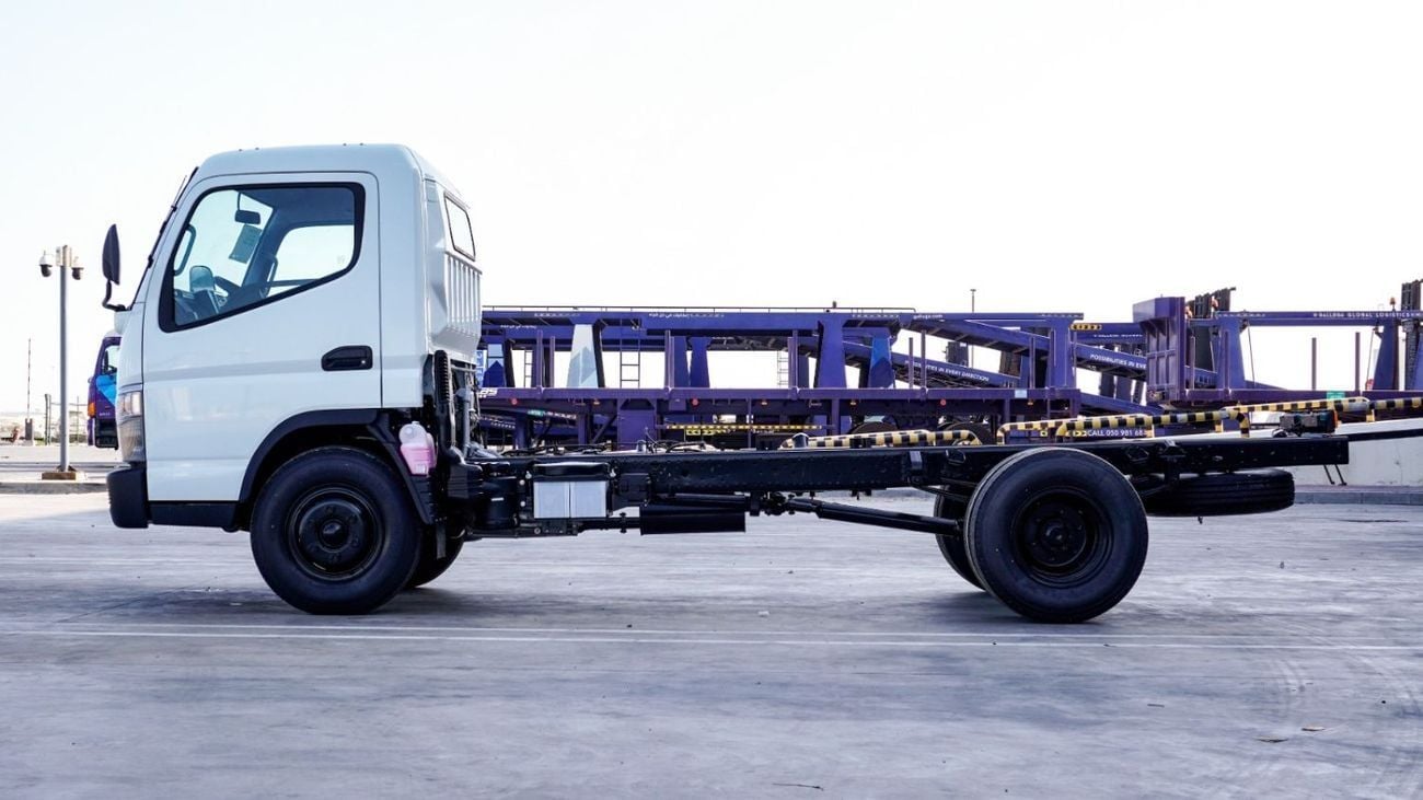 Mitsubishi Canter Van 4x2 4.2l 4CLY CHASSIS