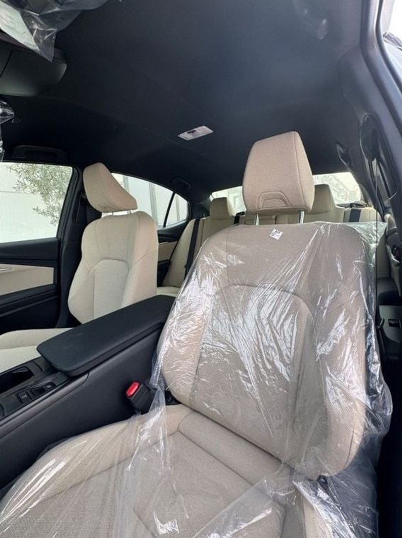 Toyota Camry GLE HEV
