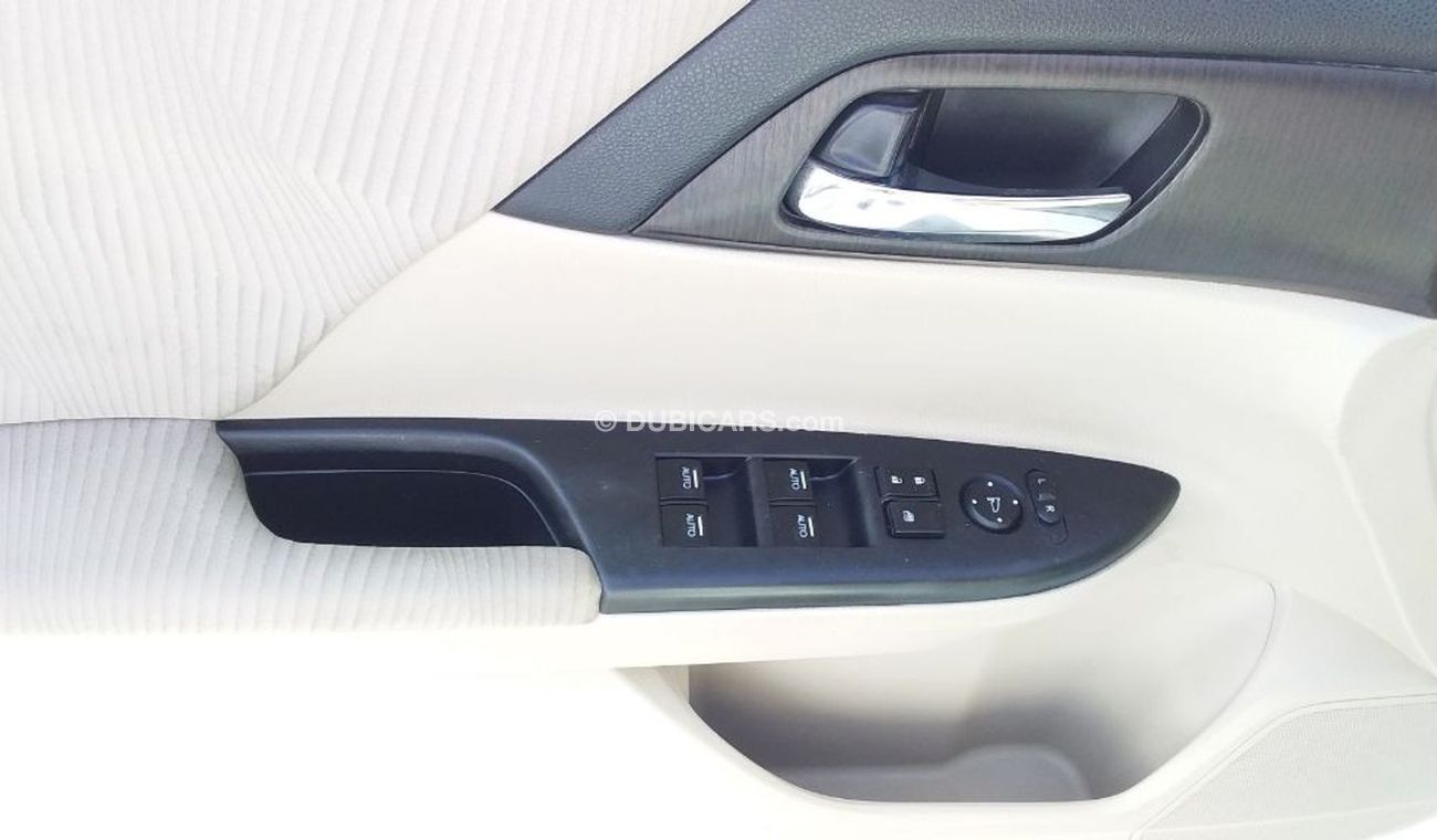 هوندا أكورد هوندا اكورد ٢٠١٦ خليجي