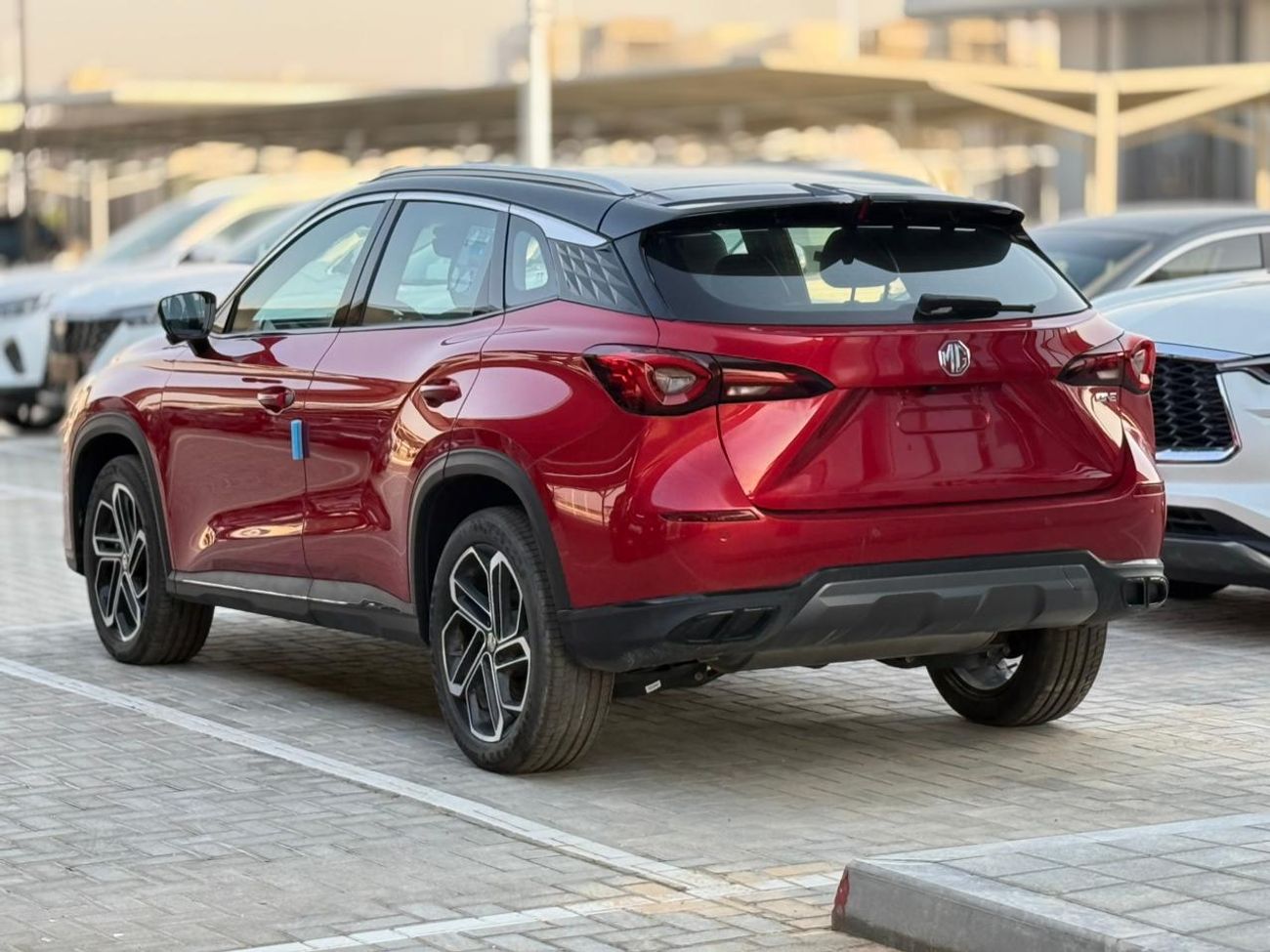 أم جي وان 1.5 LUX