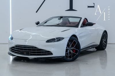 Aston Martin Vantage Roadster 4.0L 2022 Aston Martin Vantage Roadster V8, Fully Loaded, Service Contract, GCC Spec