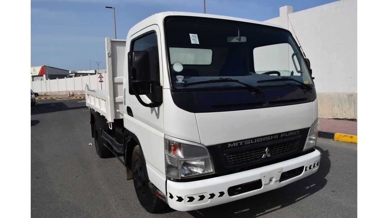 Mitsubishi Fuso Canter Mitsubishi Canter Dumper, Model:2016. Excellent condition