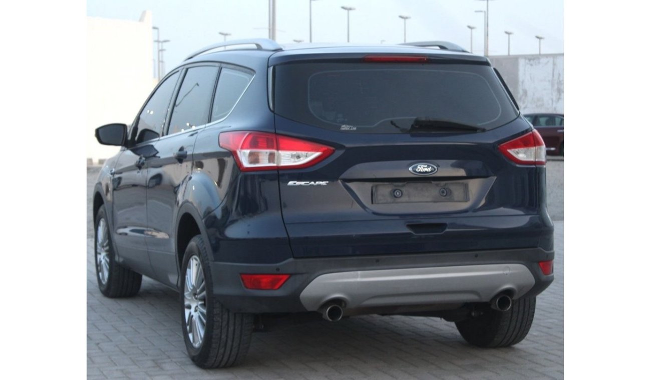 Ford Escape FORD ESCAPE 2015 GCC BLU EXCELLENT CONDITION WITHOUT  ACCIDENT