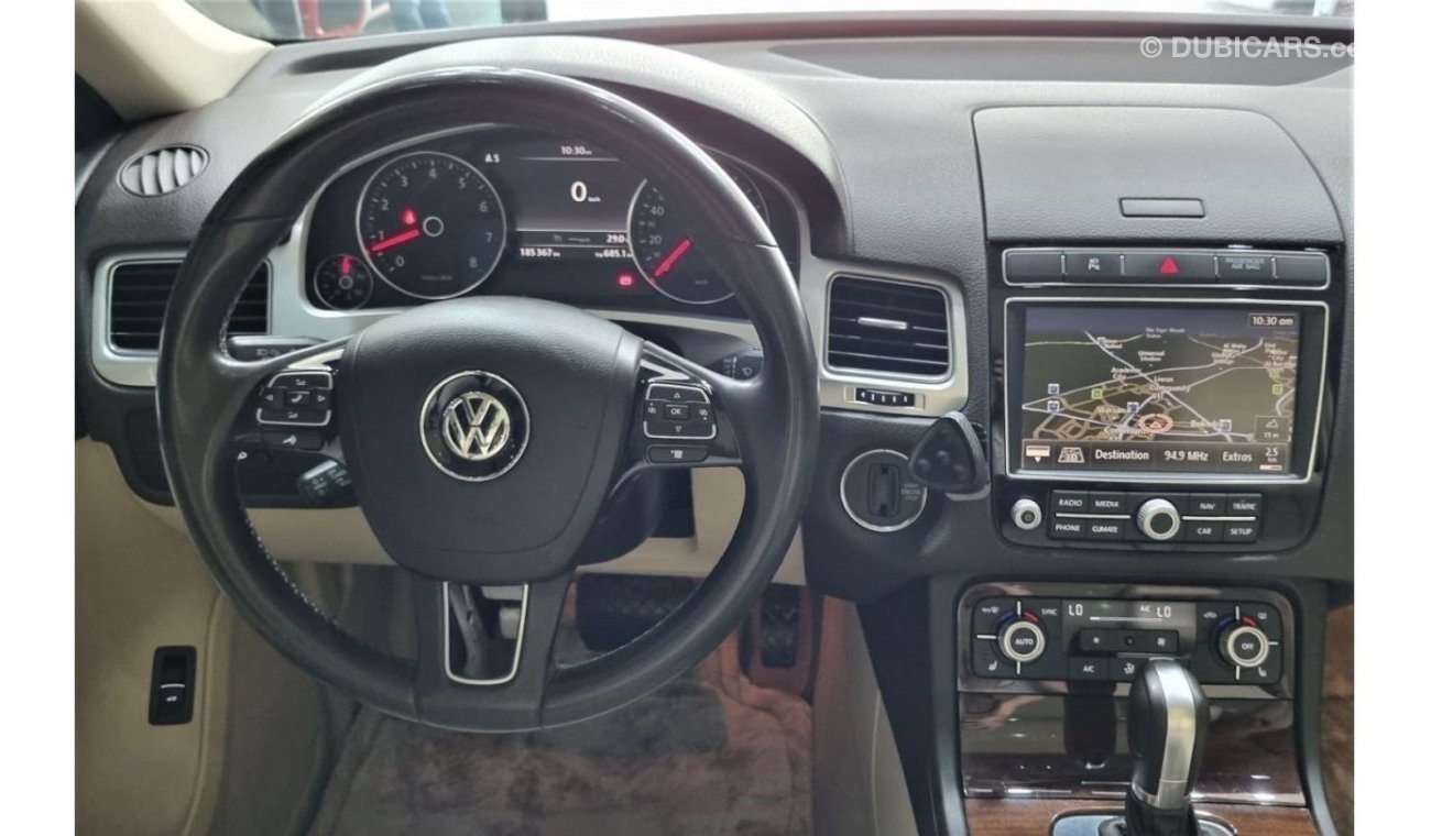 فولكس واجن طوارق VW TOUAREG 2015 GCC FULL OPTION ORIGINAL PAINT IN BEAUTIFUL CONDITION FOR 65K AED