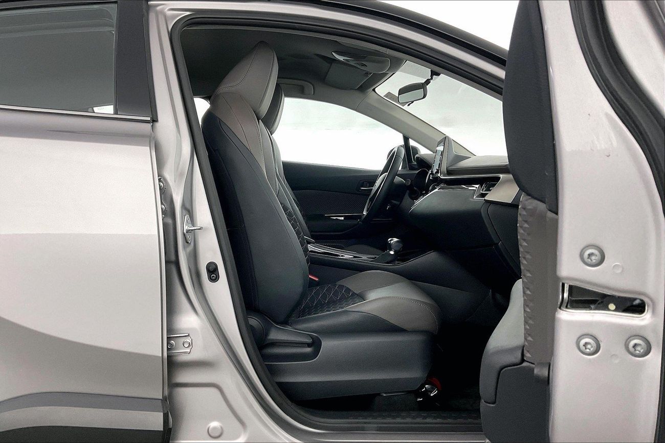 تويوتا CHR VX | شامل الضمان | 0 ﺪﻔﻋﺓ ﺃﻮﻟﻯ