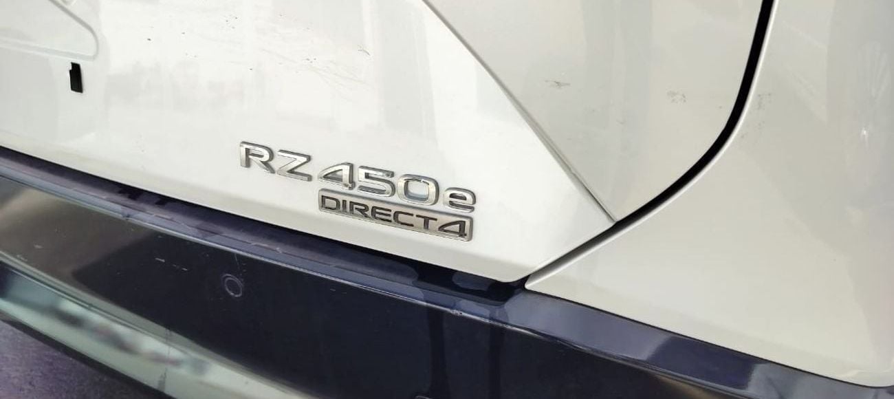 Lexus RZ 450e LEXUS RZ 450e FULLY ELECTRIC CAR