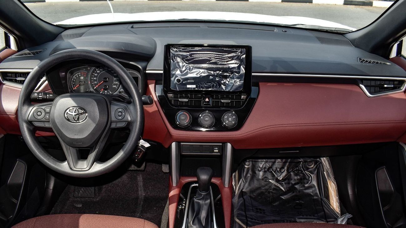 تويوتا كورولا كروس ECTAGR002 – 2025 Toyota Corolla Cross – 1.8L Petrol Auto – White