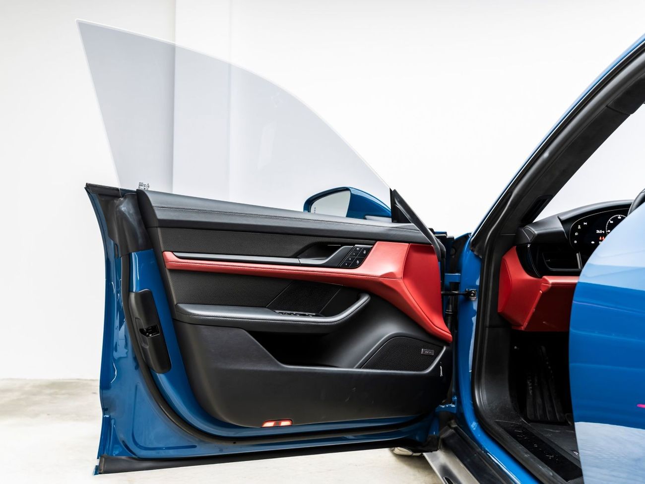 Porsche Taycan 2023 Porsche Taycan GTS, 2026 Porsche Warranty, Neptune Blue, Low KMs, GCC