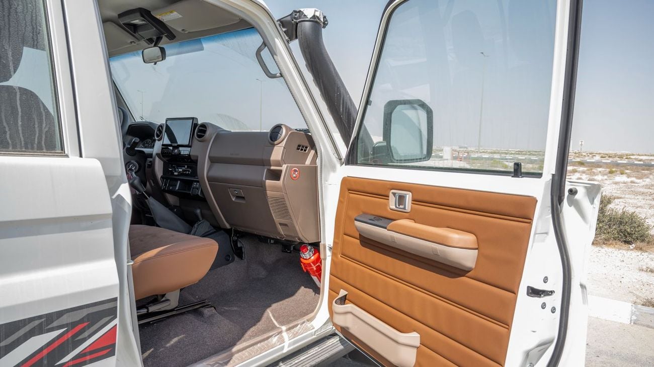تويوتا لاند كروزر 76 TOYOTA LANDCRUISER76 HARDTOP 2.8 MT HIGH -2026YM
